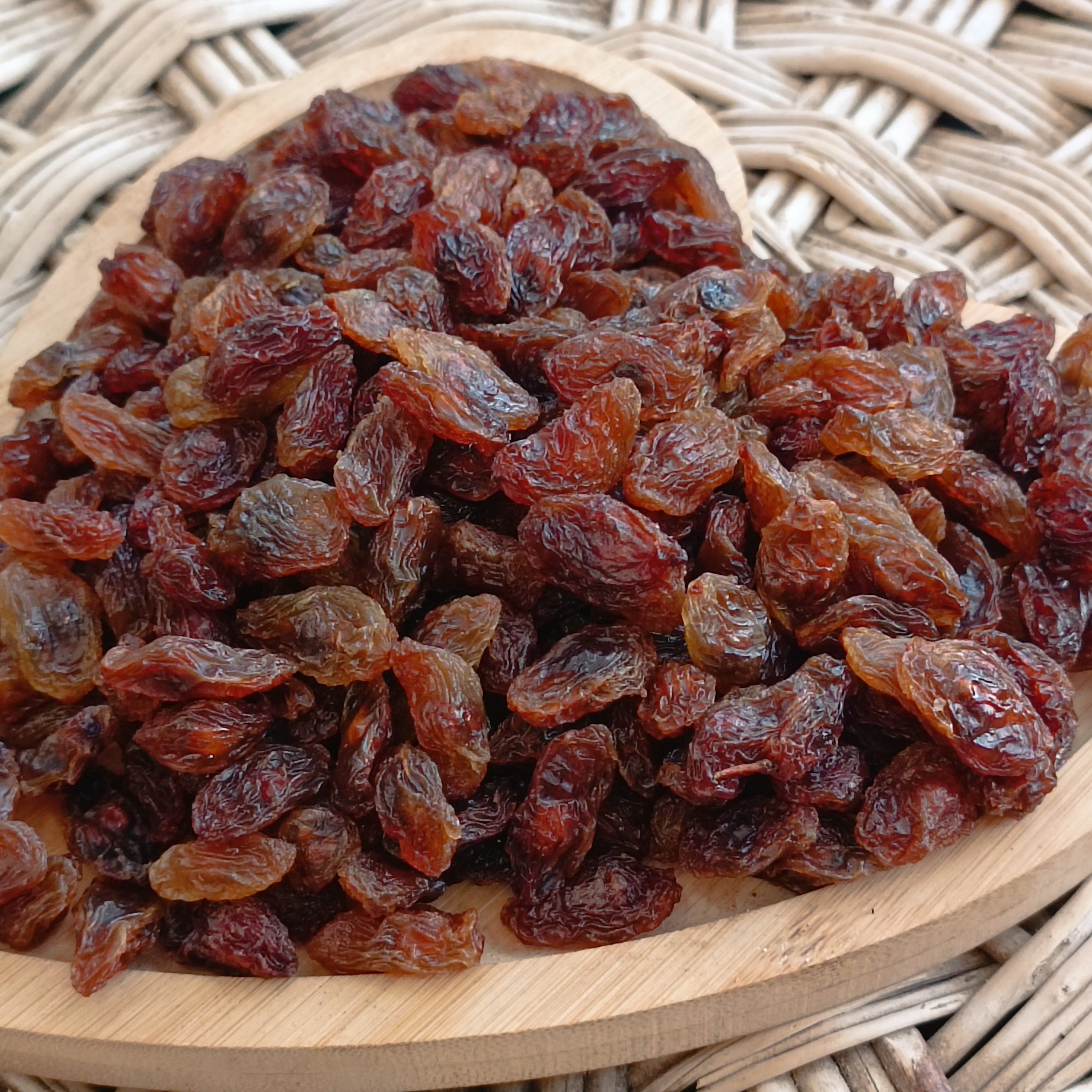 Çekirdekli Sarı Üzüm (Besni Üzümü)
